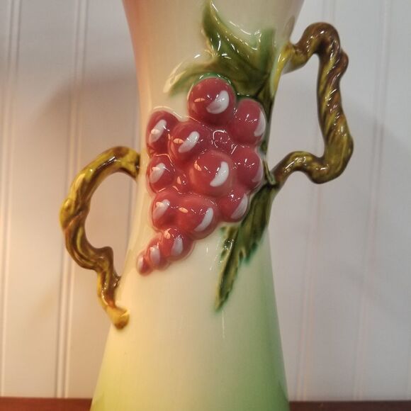 Vintage Tokay Vase Grapevine Pink Green - Picture 2 of 6